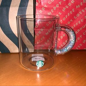 Starbucks 2019 glittered handled mug